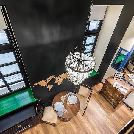 Unique & Stylish - Home Of Traveler In City Center Budapest Exterior photo